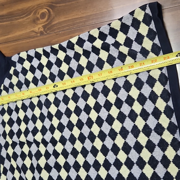 LOFT Navy and Cream Geometric Sweater - Picture 7 of 9